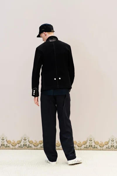 Look 28